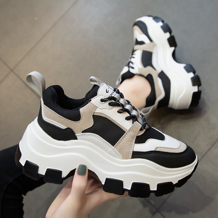 Trendy Chunky Platform Sneakers – Popular Women’s Style 2025