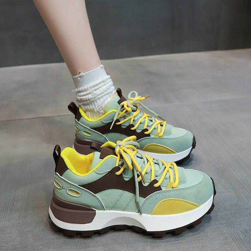 Retro Style Lightweight Platform Sneakers for Women – Street Comfort Edition